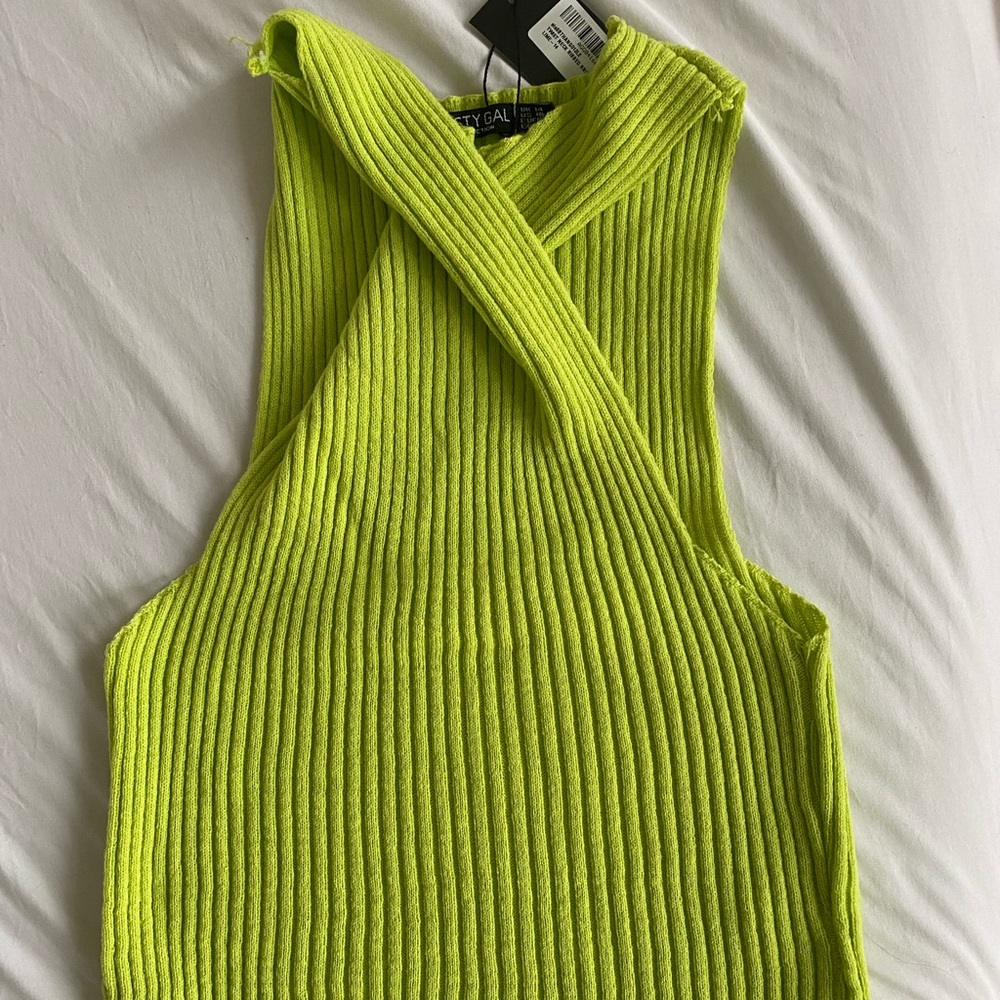 LIME KNIT CROSS OVER CROPPED TANK